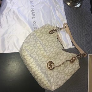 Michael Kors Shoulder Bag